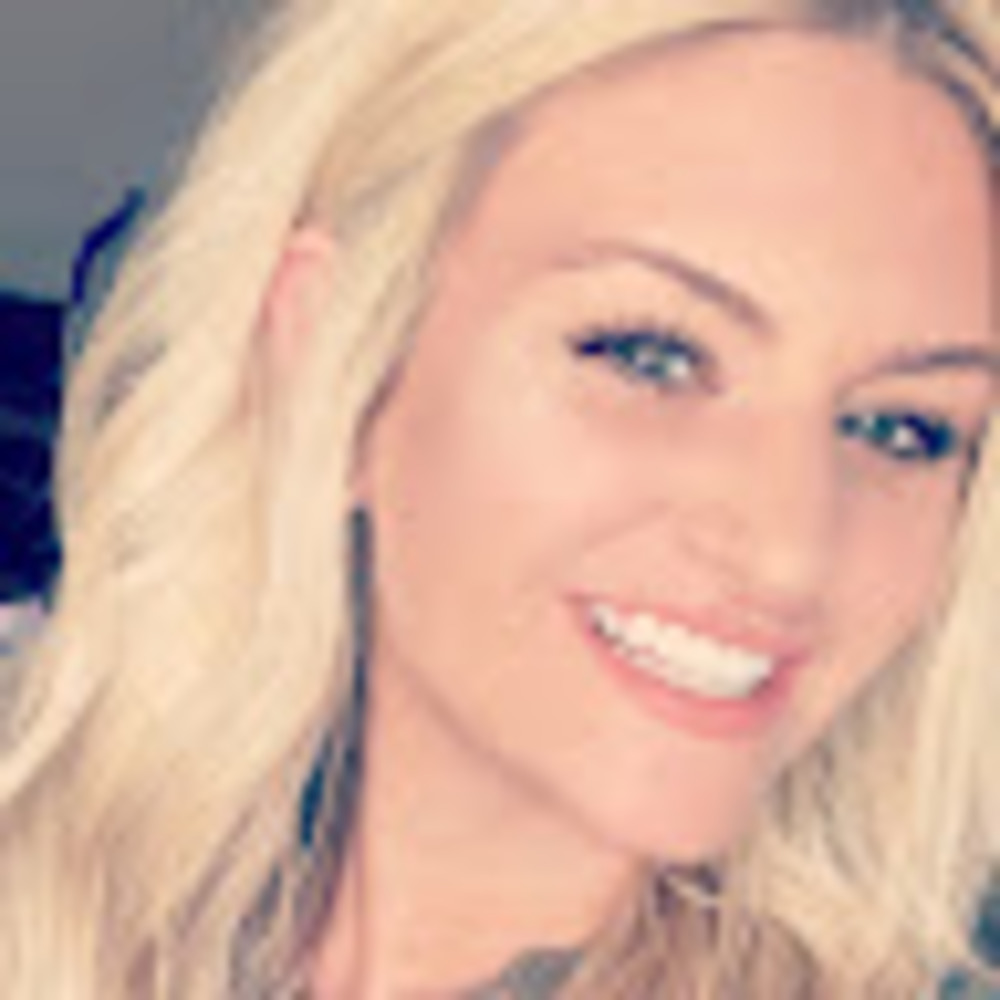 Meet your Posher, Carla